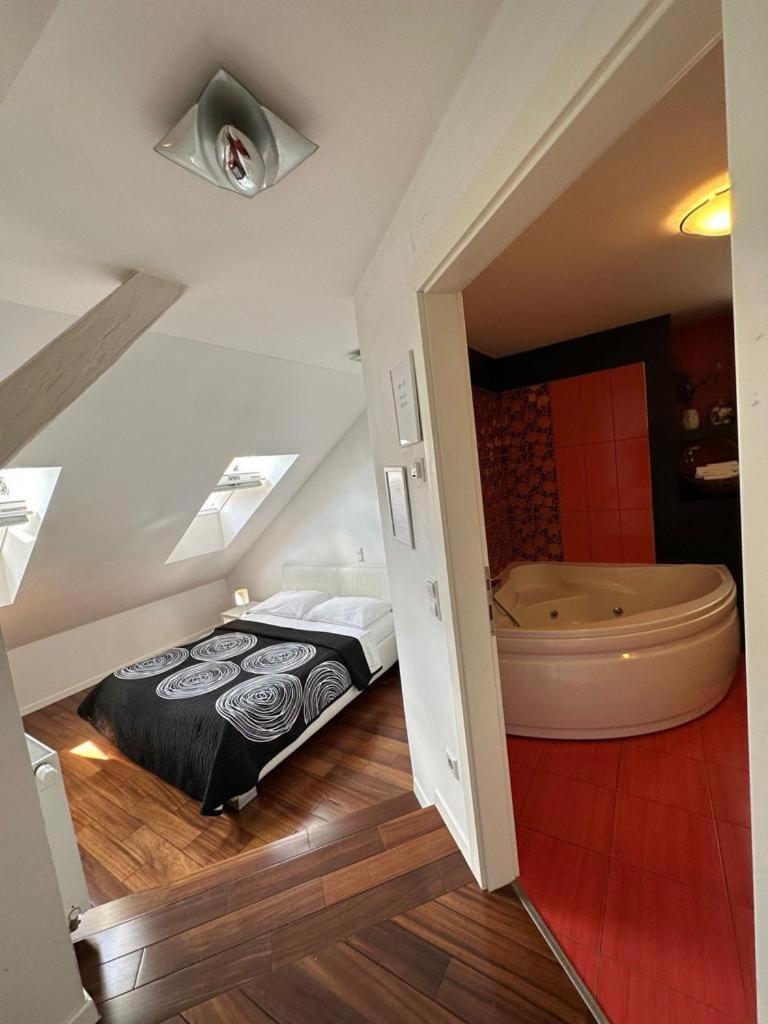 Jacuzzi Apartment - Center Zagreb Dış mekan fotoğraf